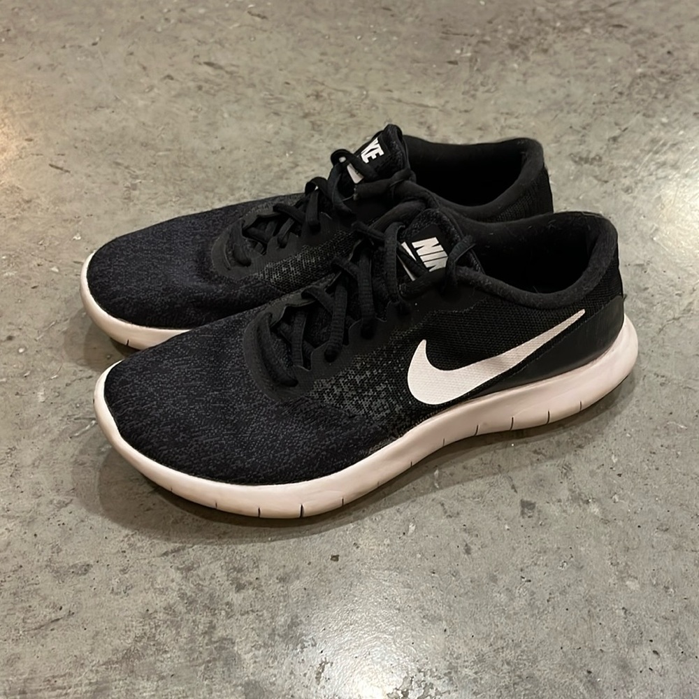 ✨ Nike Flex Contact Womens Running Shoes